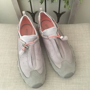 Ecco slip on sneakers size 40